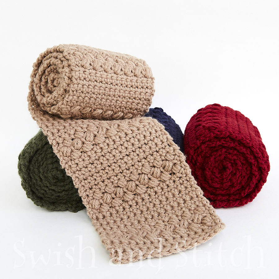 closeup texture of bean rows crochet scarf